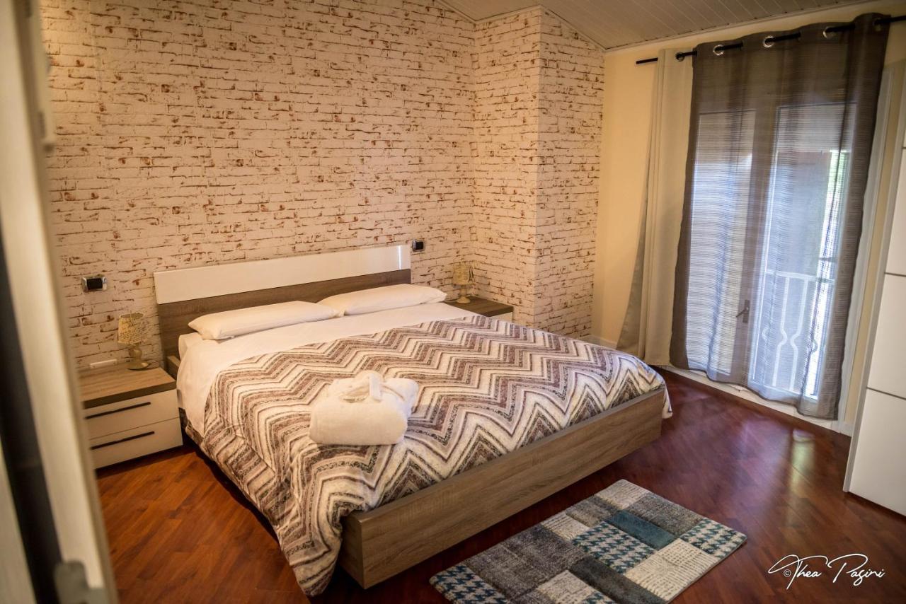לונאטו Hotel Lonatino מראה חיצוני תמונה